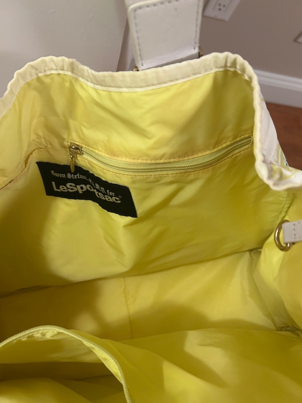 Y2k Lamb/Lesportsac tote collab Gwen Stefani - Picture 3 of 11